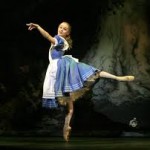 Μια … νέα Αλίκη ξανά στη χώρα των θαυμάτων!