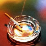 Οι καταστηματάρχες ζητούν τροποποιήσεις στον αντικαπνιστικό νόμο