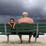 Παππούδες και γιαγιάδες καλούνται σε απεργία στην Ισπανία