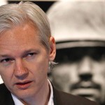 assange_large Οι ΗΠΑ πρέπει να παρασημοφορήσουν τον ιδρυτή του Wikileaks