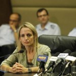 Όσο τηρείται το χρονοδιάγραμμα για τις χωματερές δεν κινδυνεύουμε με πρόστιμο, λέει η κυβέρνηση