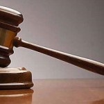 Σε δίκη για μερικά στρινγκάκια!