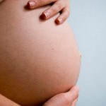 Οι γυναίκες που έχουν γεννηθεί καλοκαίρι έχουν λιγότερα παιδιά