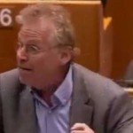 Ποιοι βγάζουν χρήματα στην πλάτη της Ελλάδας