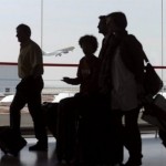 epivates_large Κοινοτική οδηγία για τα δικαιώματα των επιβατών αεροπορικών εταιρειών