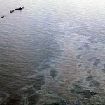 Ανησυχία για εξάπλωση της πετρελαιοκηλίδας