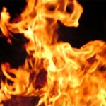 fotia_veroia_large Μέθυσε και έβαλε φωτιά στην γυναίκα του