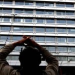 ftwxeia_large Κάτω από το όριο της φτώχειας το 25% των Ελλήνων