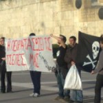 Διαδήλωση στη Βουλή για το gamato.info