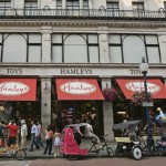 hamleys_large Στη μόδα και πάλι τα «έξυπνα» παιχνίδια