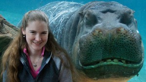 Ο Ότις ποζάρει ευτυχισμένος μπροστά στον φακό