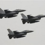 israil_epithesis_small Ισραηλινές αεροπορικές επιθέσεις στη Γάζα