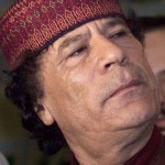 Αναδιανομή του πλούτου προτείνει ο Καντάφι