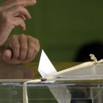 Ηλικιωμένη έριξε στην κάλπη 20 ευρω