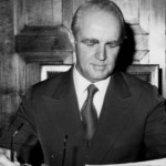 Αποκαλυπτήρια τη Δευτέρα του ανδριάντα του Κωνσταντίνου Καραμανλή στη Θεσσαλονίκη