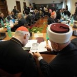 klirikoi_large Εκατοντάδες υποθέσεις σεξουαλικής κακοποίησης από κληρικούς