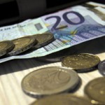 misthoi_deko_large Τι θα γίνει με τους μισθούς στον ιδιωτικό τομέα και ΔΕΚΟ