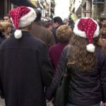 Ξεκινά το εορταστικό ωράριο των καταστημάτων σε Αθήνα και Πειραιά