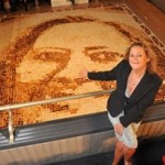 Νύφη χρησιμοποιήσε 600 φρατζόλες για να φτιάξει ποτραίτο της πεθεράς της