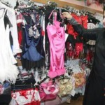 Χρυσές δουλειές κάνει το πρώτο sex shop σε αραβικές χώρες