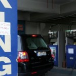 sinexizoun_apergia_venzini_large Συνεχίζουν την απεργία οι ιδιοκτήτες φορτηγών και βυτιοφόρων
