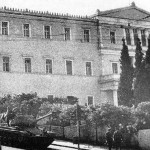 xounta_21_aprili_small3 Τανκς μπροστά στη Βουλή των Ελλήνων