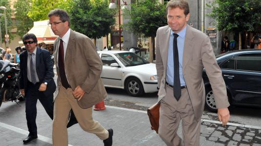 Κόκκινες γραμμές ήταν και πάνε ...