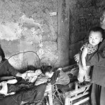 Κινέζα ρακοσυλλέκτρια, άγγελος των εγκαταλελειμμένων παιδιών