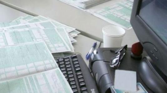 Νέα παράταση (10/8) για υποβολή φορολογικών δηλώσεων