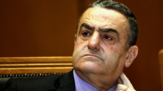 Ιδιώνυμο η συμμετοχή ατόμων με κουκούλα σε διαδηλώσεις