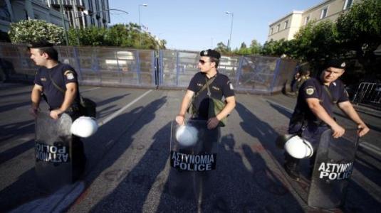Στη δημοσιότητα ξανά φωτογραφίες και στοιχεία συλληφθέντων σε επεισόδια