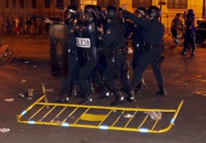 Μαδρίτη: Πυρ με σφαίρες από καουτσούκ κατά διαδηλωτών