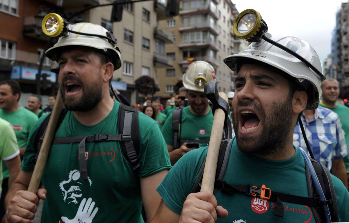 Στους δρόμους οι ανθρακωρύχοι του Οβιέδο