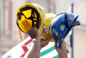 Δυναμική διαδήλωση των μεταλλωρύχων της Alcoa στη Ρώμη