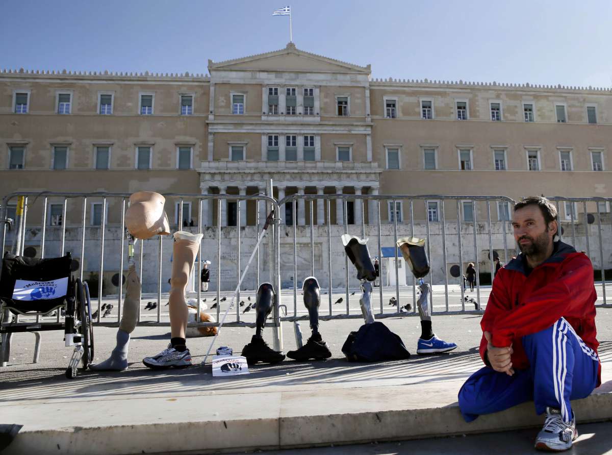 Διαμαρτυρία των ΑμεΑ στο Σύνταγμα