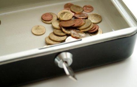 Κίνδυνος στάσης πληρωμών στους δήμους