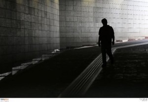 Συνήγορος του Πολίτη: Η φτώχεια απειλεί θεμελιώδη δικαιώματα