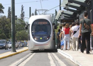 Το τραμ επιστρέφει στις γειτονιές