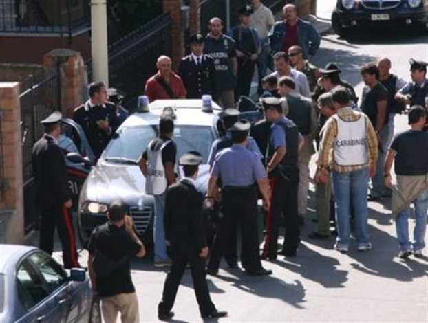 Νάπολη: Νέο κύκλο αίματος ανοίγουν δυο αντίπαλες συμμορίες της Καμόρα