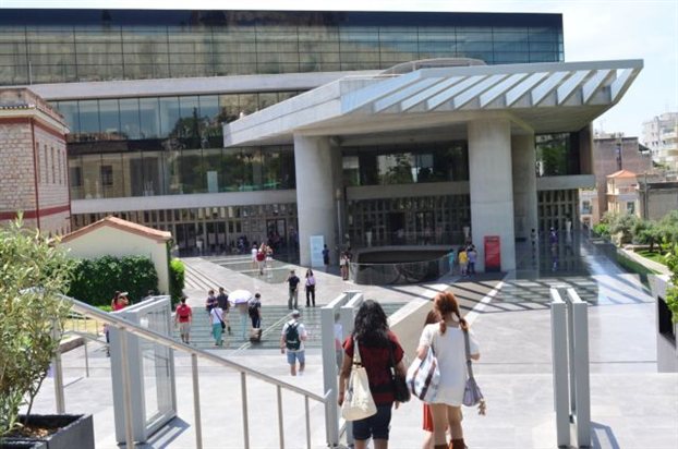 Ψάξτε για λεφτά στο εξωτερικό