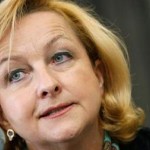 Οργισμένη με την Ελλάδα δηλώνει η Φέκτερ