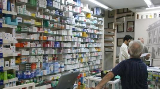 Αναστέλλουν τις κινητοποιήσεις τους οι φαρμακοποιοί