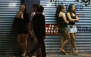 Θερίζει το AIDS στο κέντρο της Αθήνας