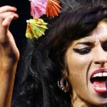 Να επιστραφεί ολόκληρο το αντίτιμο για τη συναυλία της Amy Winehouse