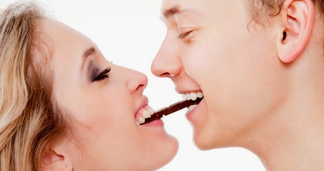 H σοκολάτα αυξάνει την ερωτική διάθεση