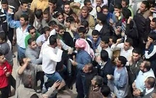 Δεκάδες τραυματίες σε διαδήλωση στη Συρία