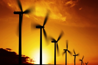 Πτώση στις εγκαταστάσεις ανεμογεννητριών το 2010