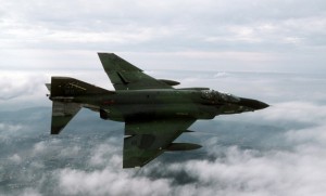 Οι ελληνικές αμυντικές δαπάνες και η γερμανική υποκρισία