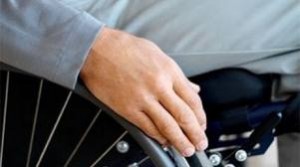 Περικοπές σε 60.000 αναπηρικές συντάξεις