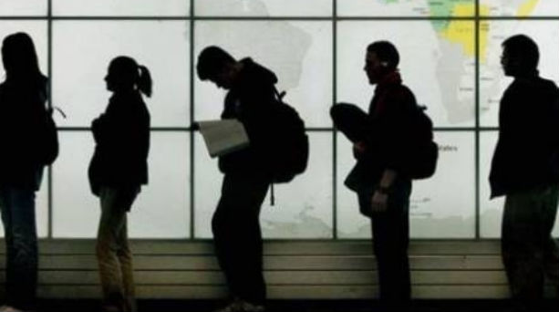 Η ανεργία θα ξεπεράσει το 22% το 2012